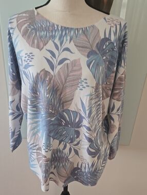 Printed Boatneck Women’s Top in Blue and Taupe